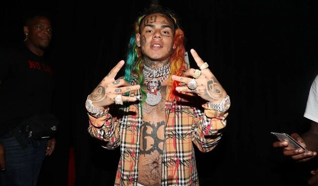 Rapero estadounidense Tekashi es arrestado en Santo Domingo acusado de violencia machista