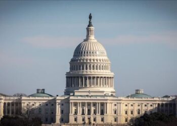 Acuerdo en el Senado de EEUU sobre la frontera y Ucrania está en vilo (VIDEO)