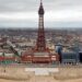 La Torre de Eiffel que se quiso levantar en Londres y terminó en una playa