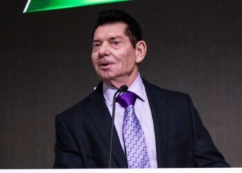 Vince McMahon, fundador de WWE, renunció en medio de acusaciones de tráfico sexual