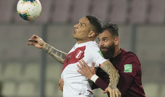 Paolo Guerrero desistió de jugar en equipo peruano tras amenazas a su madre