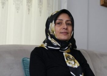 La lucha de una madre por descubrir la verdad tras el mortal terremoto de Turquía hace un año