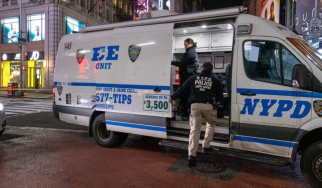 La “ola de delitos migratorios” en Nueva York no está respaldada por datos, a pesar de los casos de alto perfil