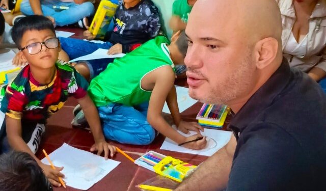 Fernando Pinilla: Preocupa que los niños no estén interactuando en un salón el tiempo necesario