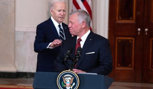 Video VIRAL: Biden se confundió de lugar cuando el rey de Jordania iba a dar declaraciones
