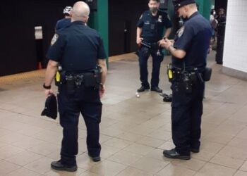 Segundo caso en pocos días: Pasajero murió tras ser baleado en el metro de Nueva York