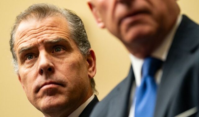 Exagente del FBI acusado de mentir sobre la familia Biden afirmó que Rusia le pasó información