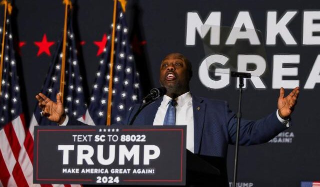 Donald Trump apuntó al senador Tim Scott como su posible compañero de campaña