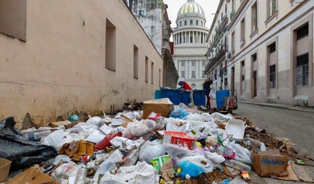 El régimen cubano admitió que vendrán apagones simultáneos en casi toda la isla