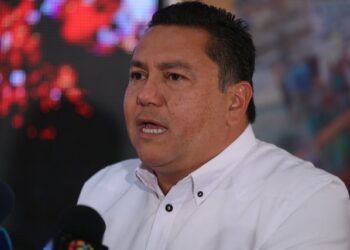 Bertucci en el diálogo para el cronograma electoral: Otra iniciativa fuera de esta, no tiene cabida