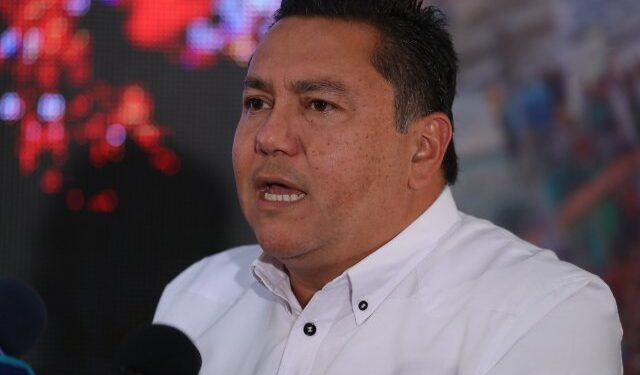 Bertucci en el diálogo para el cronograma electoral: Otra iniciativa fuera de esta, no tiene cabida