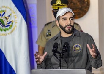 Tras la aplastante e inconstitucional victoria de Nayib Bukele, ¿qué sigue?