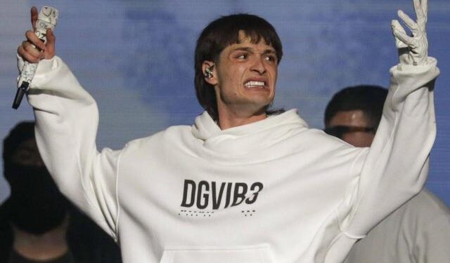 ¿Peso Pluma realmente está internado en un centro de rehabilitación?: revelan detalles