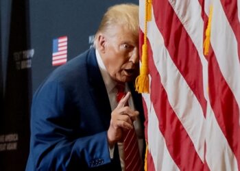 Jueza británica desestima demanda de Trump