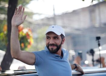 Nayib Bukele fue reelegido presidente de El Salvador tras arrollador triunfo