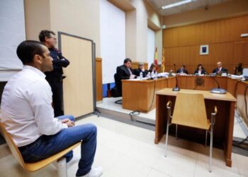 La víctima ratifica en tribunal a puerta cerrada que Dani Alves la violó