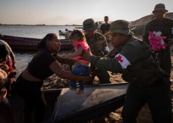 Jefe del Ceofanb dijo que han evacuado a 384 personas de la mina Bulla Loca