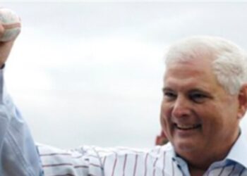 Corte Suprema Panamá rechaza recurso expresidente Martinelli a condena de prisión