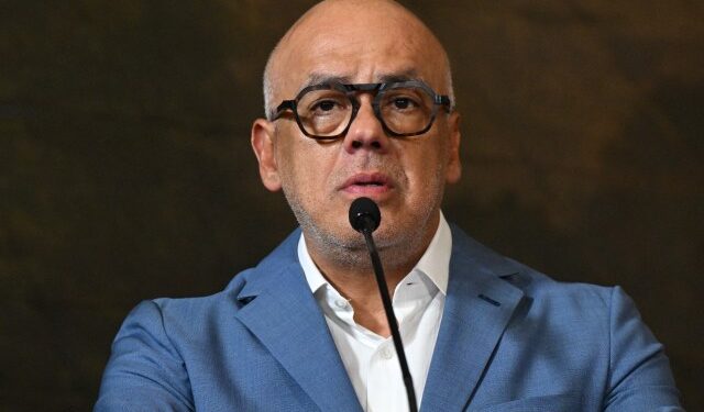 La decisión sobre la fecha de las elecciones presidenciales le compete al CNE, según Jorge Rodríguez