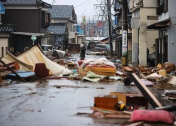 El fuerte terremoto de Año Nuevo en Japón deja 2,44 millones de toneladas de escombros