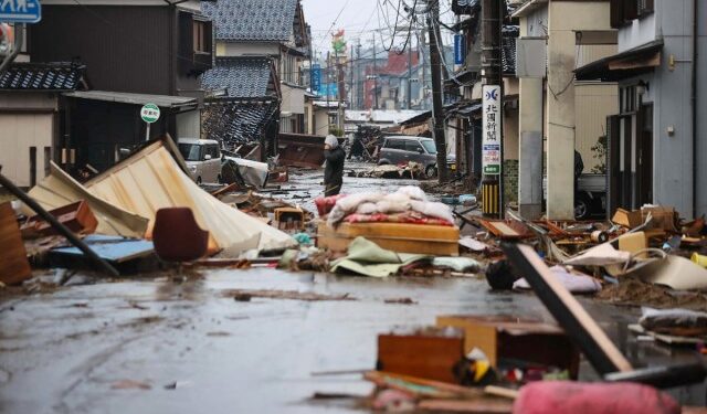El fuerte terremoto de Año Nuevo en Japón deja 2,44 millones de toneladas de escombros