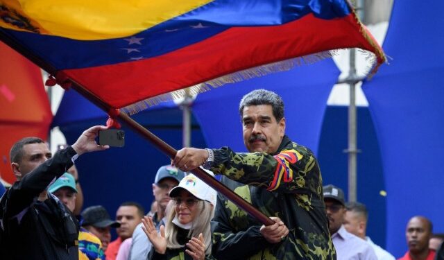 El País: El chavismo vuelve a sus posiciones más radicales en medio de una ola represiva