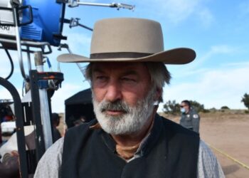 Alec Baldwin se declaró no culpable de homicidio involuntario en set de rodaje