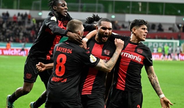 Bayer Leverkusen remontó en el último minuto para avanzar a semifinales de la Copa de Alemania