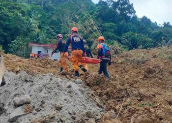 Confirmaron al menos seis muertos en el trágico deslizamiento de tierra que enluta a Filipinas