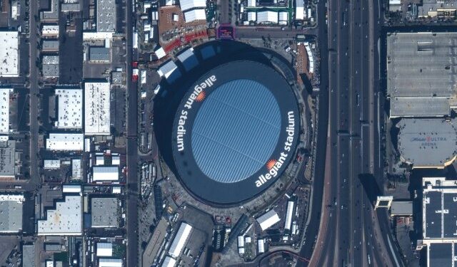 Taylor Swift ya llegó al Super Bowl para apoyar a su pareja Travis Kelce