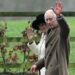 El rey Carlos III fue visto en público por primera vez desde su diagnóstico de cáncer (Fotos)