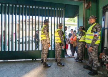 Dominicana escoge autoridades municipales en elección que servirá de termómetro político para presidenciales