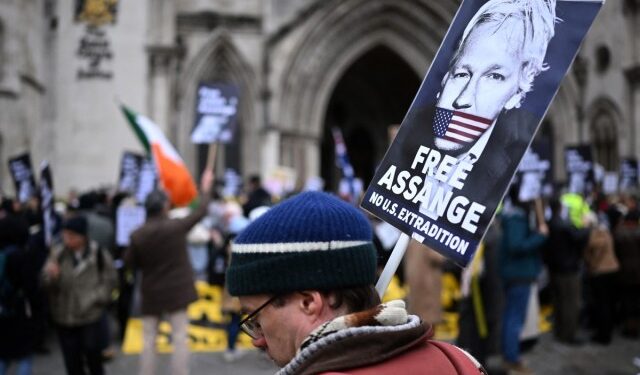 Julian Assange, pesadilla de Estados Unidos y símbolo de la libertad de información