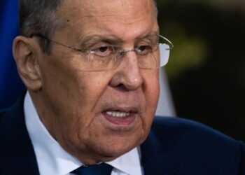 Serguéi Lavrov arribó a Venezuela para proponerle al chavismo el uso de la energía nuclear