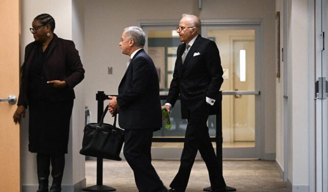 Republicanos interrogaron al hermano de Biden por investigación de juicio político