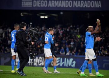 Napoli arruinó la alegría de Barcelona y definirán su pase a cuartos en el partido de vuelta