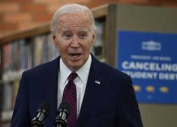 Biden cree que el ataque en la cola de reparto de ayuda en Gaza complica las negociaciones