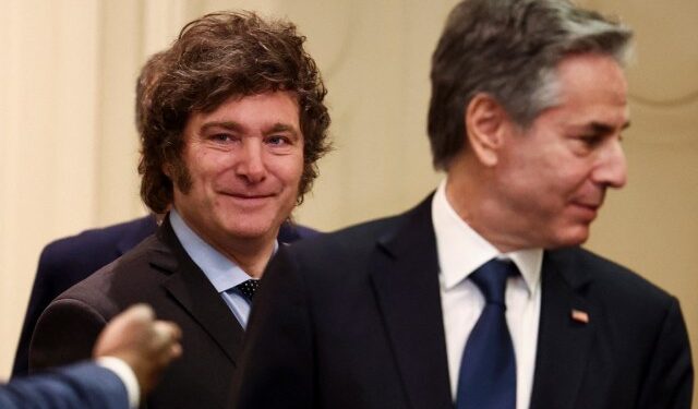 Milei a Blinken: Argentina ha vuelto al lado de la democracia y la libertad