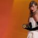 Taylor Swift hace historia en los Grammy al lograr su cuarto galardón por el mejor álbum del año