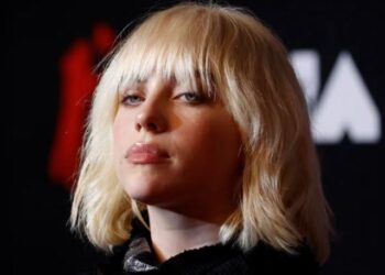 El día que Billie Eilish consideró quitarse la vida: “No pensé que llegaría a los 17 años”
