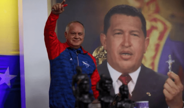 “Anda a comerte un cerro de dulce”, le respondió Diosdado Cabello a Francisco Palmieri (Video)