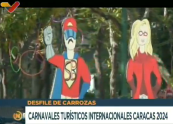 ¡Más feos que los originales!, así fue la comparsa de “Súper Bigote” y “Súper Cilita” (VIDEO)