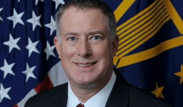 Quién es Daniel Erikson, sucesor de Juan González en la Casa Blanca