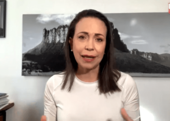 Siga #EnVivo a @MariaCorinaYA en diálogo con el Nuevo Liberalismo de Colombia este #15Feb