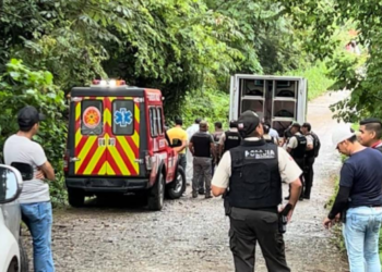 Hallaron seis muertos cerca de una finca en Ecuador donde se incautaron 21,5 toneladas de cocaína