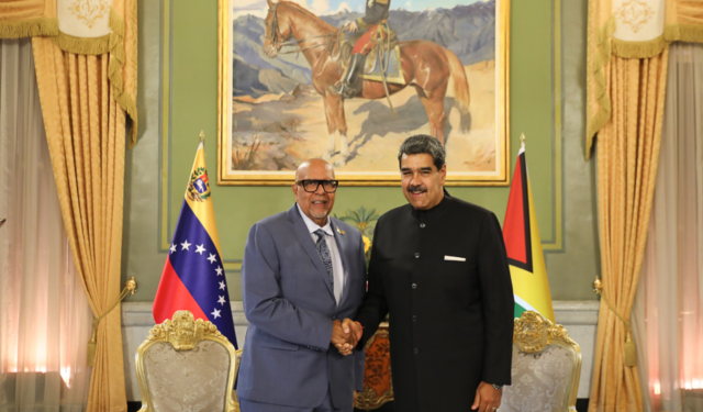 Maduro recibió cartas credenciales del nuevo embajador de Guyana en Caracas