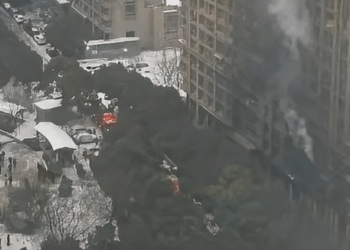 Al menos 15 muertos dejó abrumador incendio en edificio residencial de China (Video)