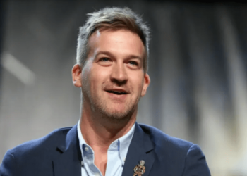 Murió el actor Kenneth Mitchell, diagnosticado con la misma enfermedad que sufrió Stephen Hawking