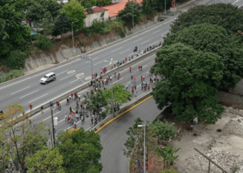 Los VIDEOS que no mostró VTV de la convocatoria chavista que solo sirvió para trancar Caracas