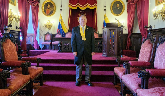 Decano de LUZ es el primer zuliano no residenciado en Caracas en ingresar a la Academia Nacional de Medicina